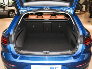 2021款380TSI 猎心版 行李厢空间