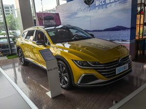 2021款380TSI 猎风版 整体外观