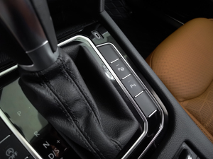 2021款380TSI 猎风版 中控区