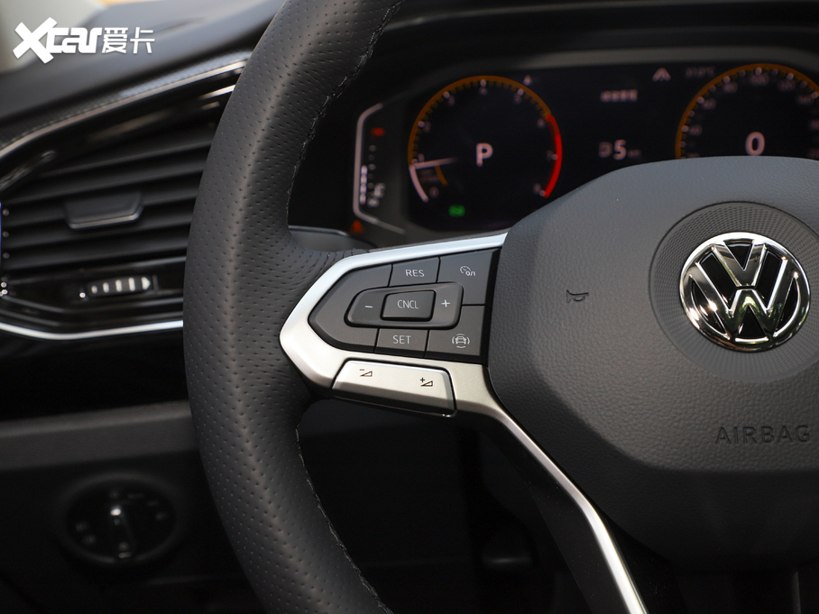 2020̽X 330TSI (q)F(lin)