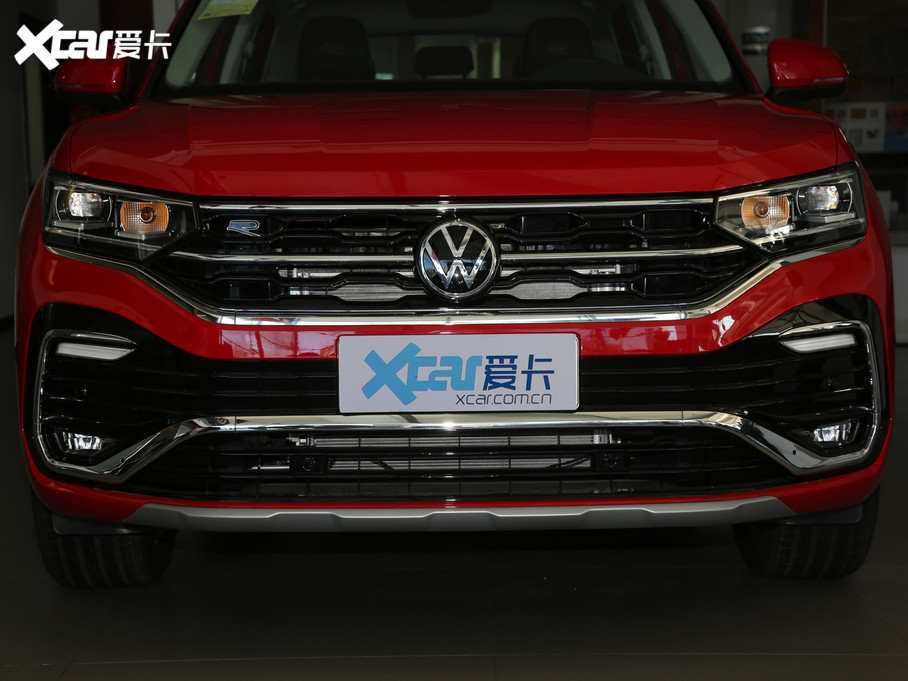 2020款探岳x330tsi 两驱尊贵智联版