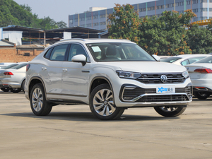 2020330TSI F(lin) w^