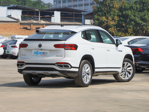 2020330TSI F(lin) w^