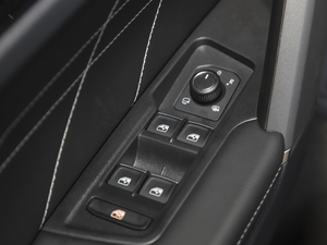 2020330TSI Ş {܇ƅ^	