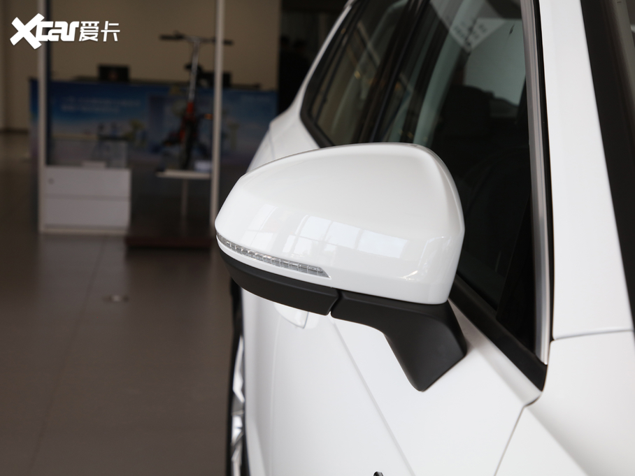 2020̽ 330TSI APro