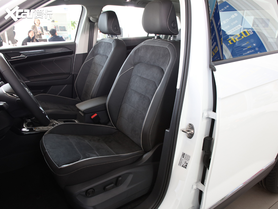 2020̽ 330TSI APro