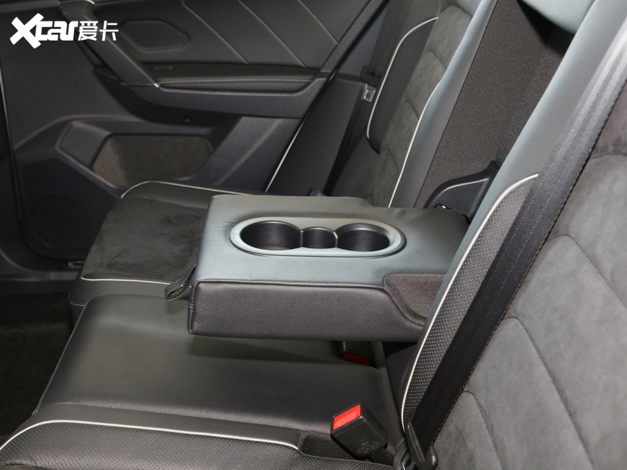 2020̽ 330TSI APro