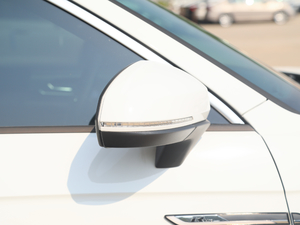 2020380TSI R-Line ^