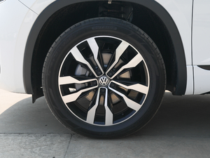 2020380TSI (q)R-Line(lin) ݆Ȧ