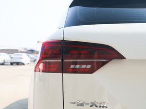 2020380TSI R-Line ^