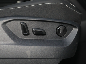 2020380TSI R-Line g