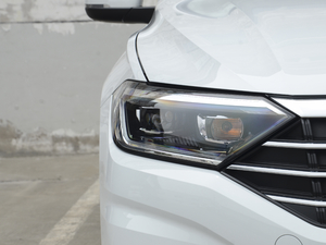 2020200TSI DSGm VI ^