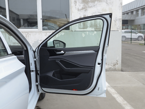 2020200TSI DSGm VI g