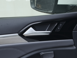 2020200TSI DSGm VI g