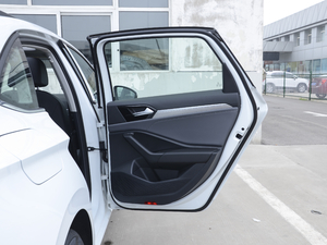 2020200TSI DSGm VI g