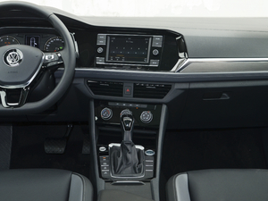 2020款200TSI DSG舒适型 国VI 中控台