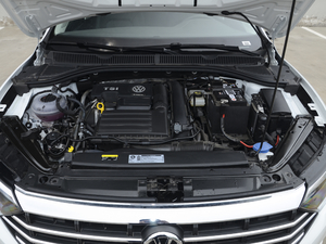 2020款200TSI DSG舒适型 国VI 发动机