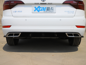 2020款280TSI DSG R-Line 国VI 排气管