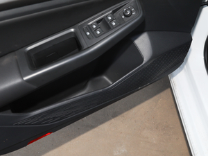 2020280TSI DSG R-Line VI ǰTg