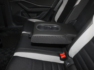 2020280TSI DSG R-Line VI 