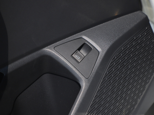 2020280TSI DSG R-Line VI g