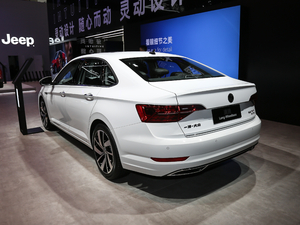 2020款280TSI DSG豪华型 国VI 左后45度