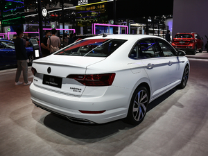 2020款280TSI DSG豪华型 国VI 整体外观