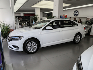 2020款200TSI 手动舒适型 国VI 左前45度