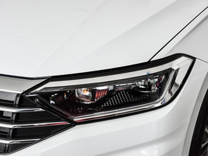 2020200TSI քm VI (ji)^