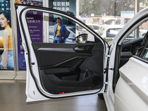 2020款200TSI 手动舒适型 国VI 驾驶位车门