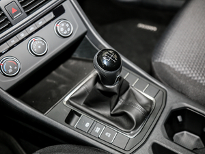 2020款200TSI 手动舒适型 国VI 换挡杆