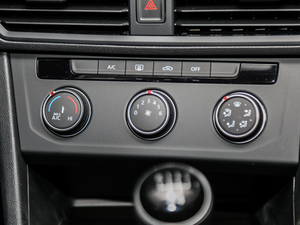 2020200TSI քm VI {{