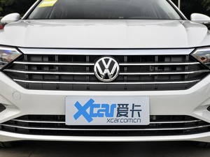 2020款200TSI DSG舒适型 国V 中网