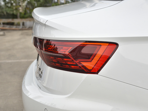 2020200TSI DSGm (gu)V (x)(ji)^