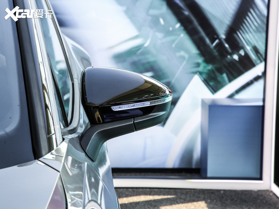 2021ID.4 CROZZ LmPRO