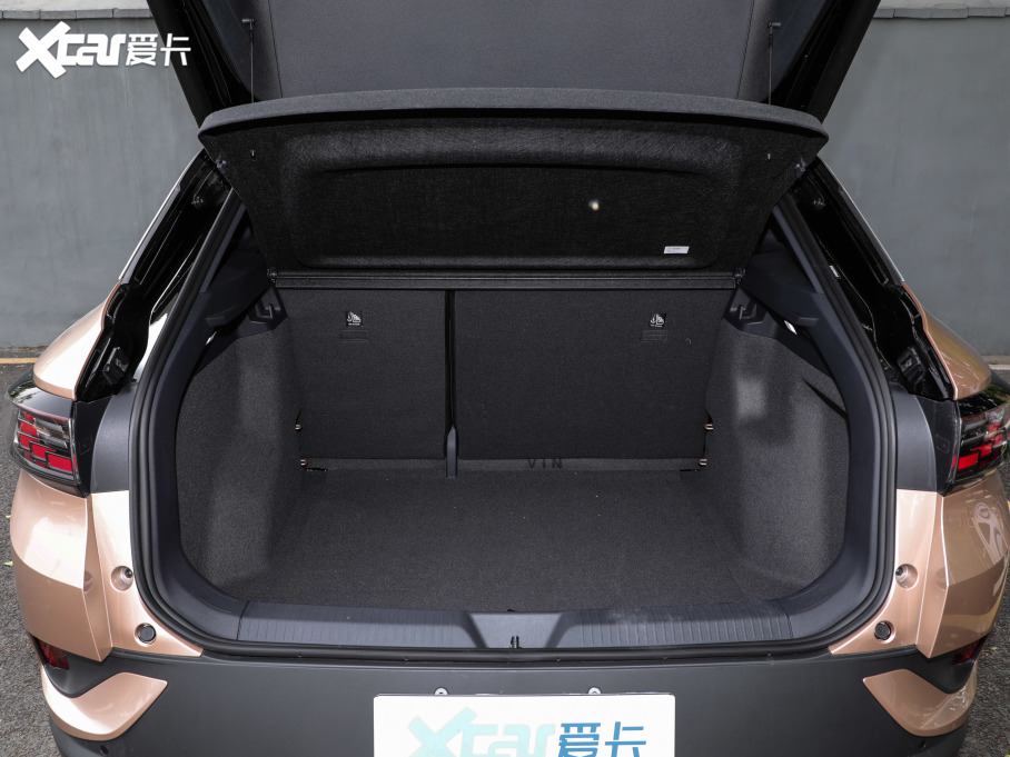 2021I(lng)D.4 CROZZ Lm(x)PRO(q)