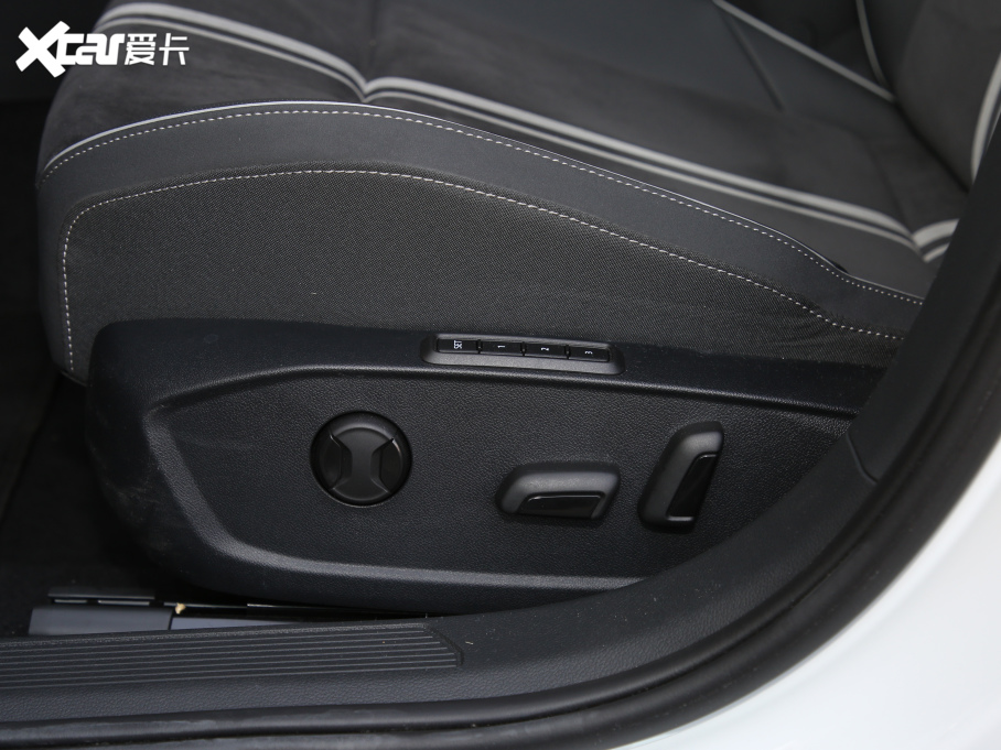 2021ߠ 280TSI DSG R-Line