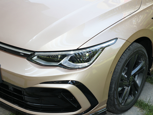 2021280TSI DSG R-Line ^