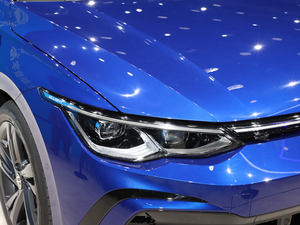 2021280TSI DSG R-Line ^