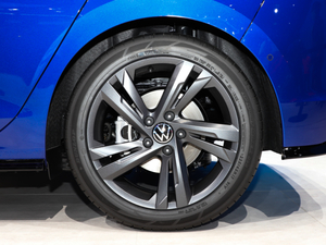 2021280TSI DSG R-Line (ji)^