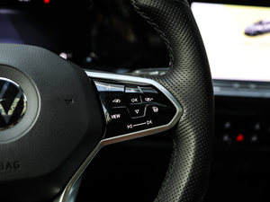 2021280TSI DSG R-Line п؅^