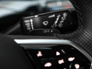 2021280TSI DSG R-Line п؅^