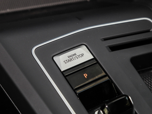 2021280TSI DSG R-Line п؅^