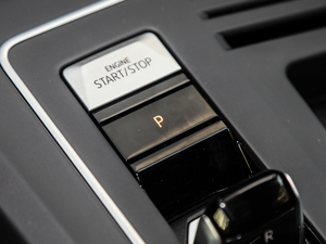 2021280TSI DSG R-Line п؅^