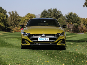 2021款380TSI 耀目版 正前