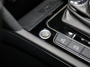 2021330TSI ؄e п؅^