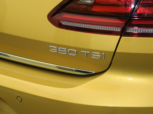 2021380TSI ZĿ ^