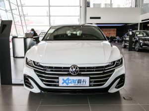 2021款380TSI 夺目版 正前