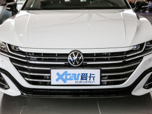 2021款380TSI 夺目版 中网
