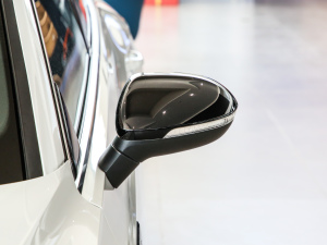 2021款380TSI 夺目版 后视镜